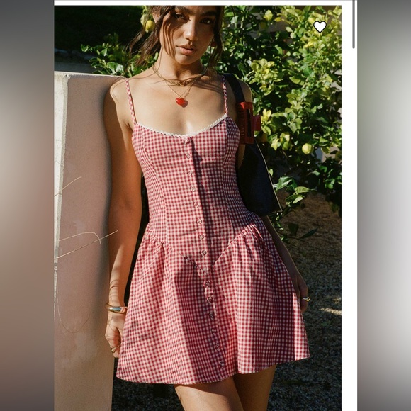 🍒princess polly dress🍒 - Picture 1 of 6